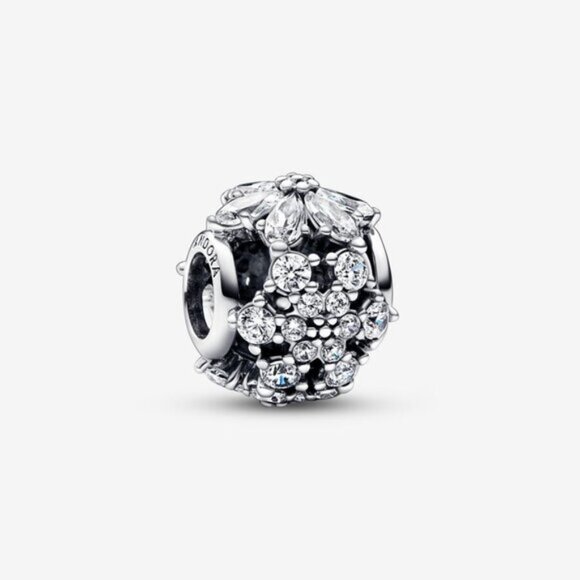 Sparkling Herbarium Cluster Round Charm - Picture 1 of 5